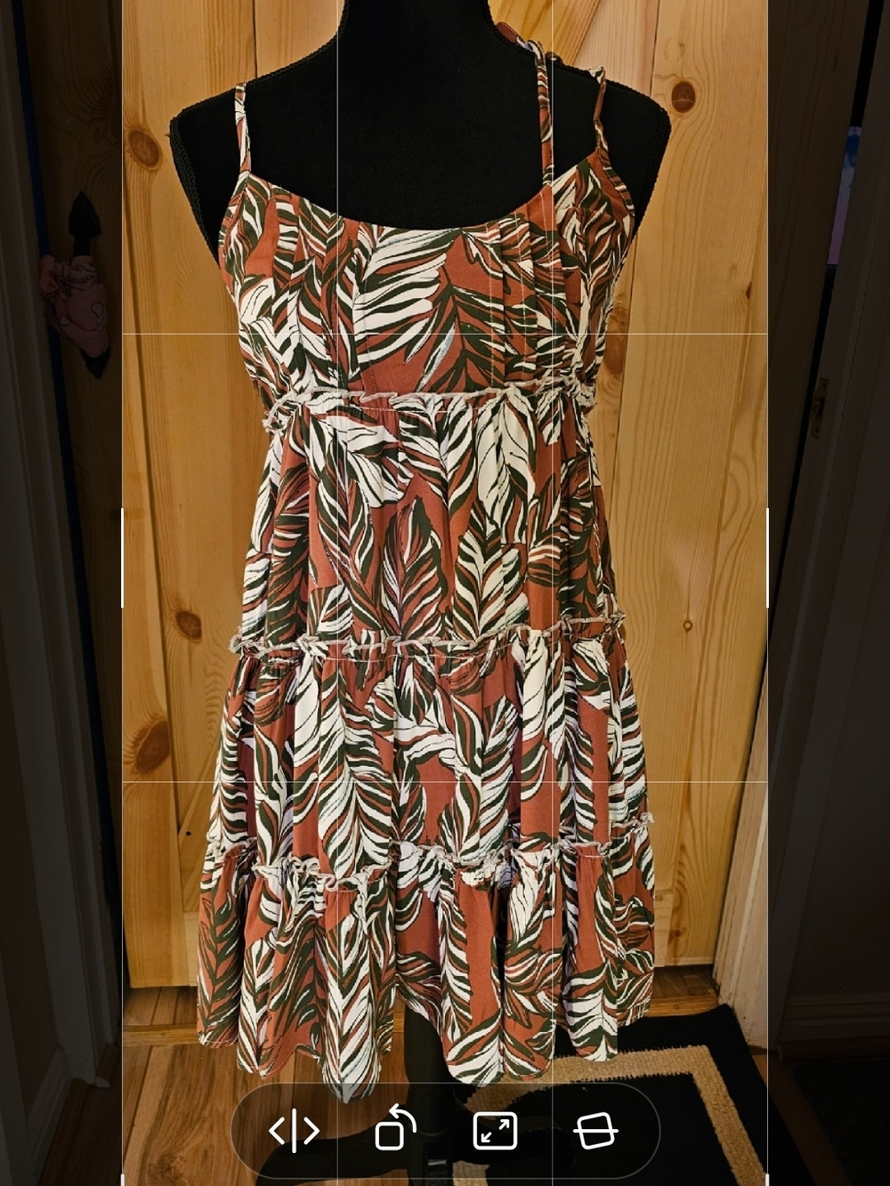 Boho Midi Dress with tropical vibe. Tie strapes. NWT SZ SM. LA company. Summer
